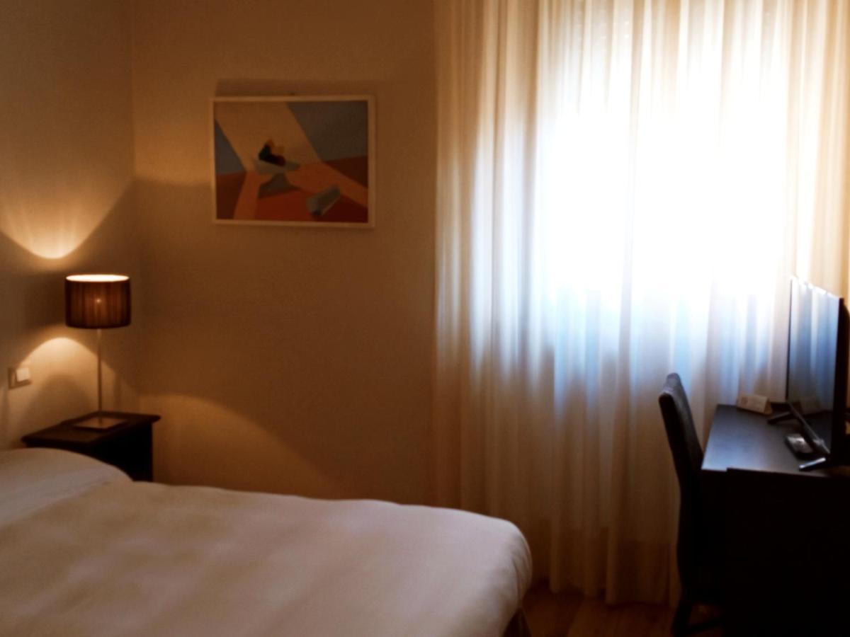 Hotel Touring Livorno Esterno foto
