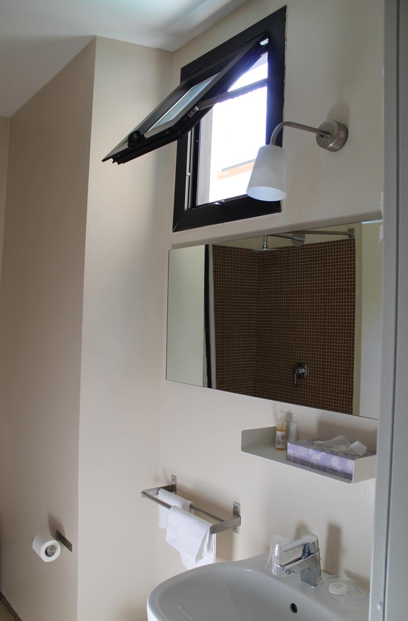 Hotel Touring Livorno Esterno foto