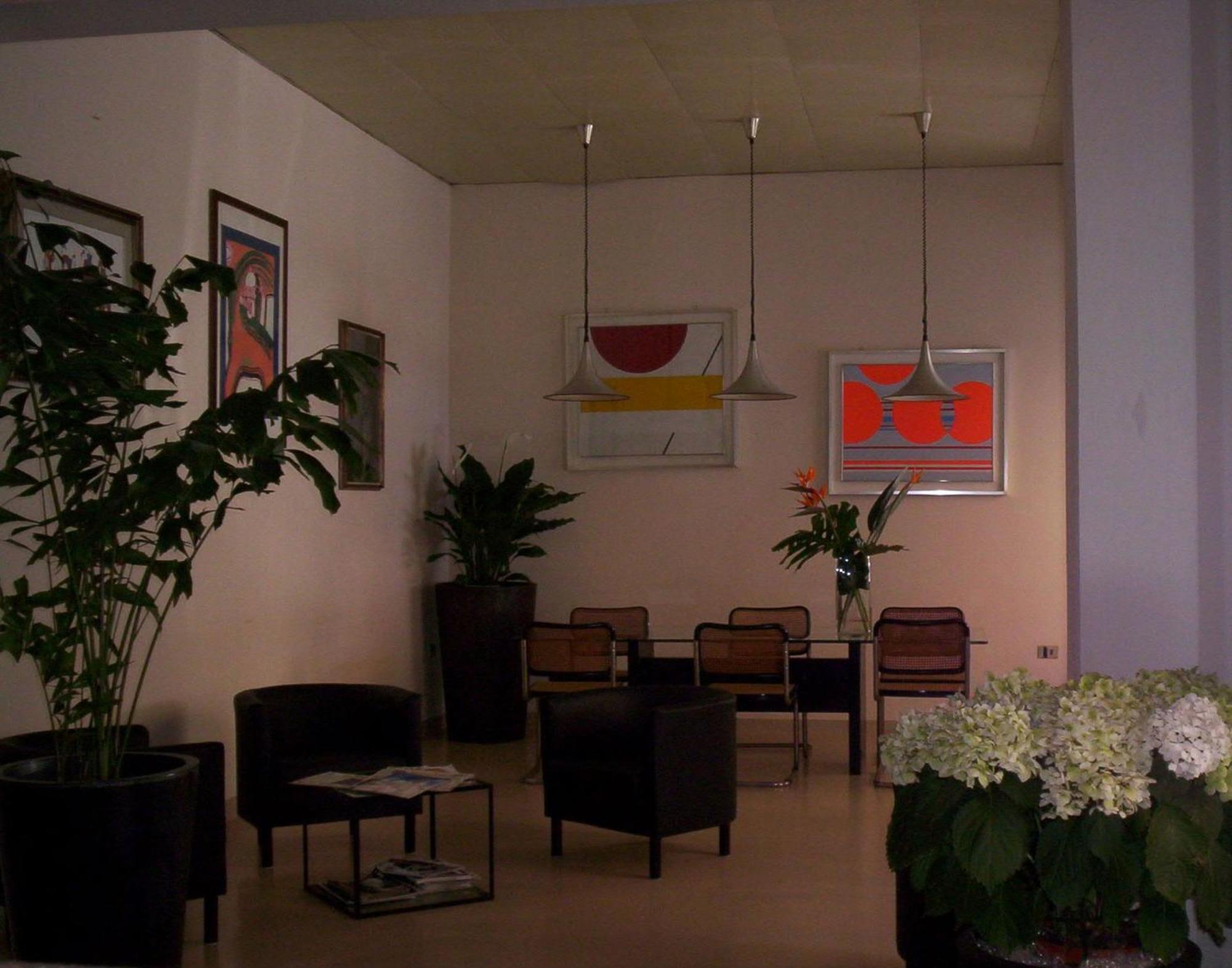 Hotel Touring Livorno Esterno foto