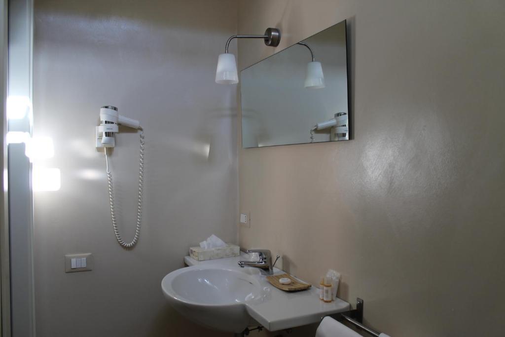 Hotel Touring Livorno Camera foto