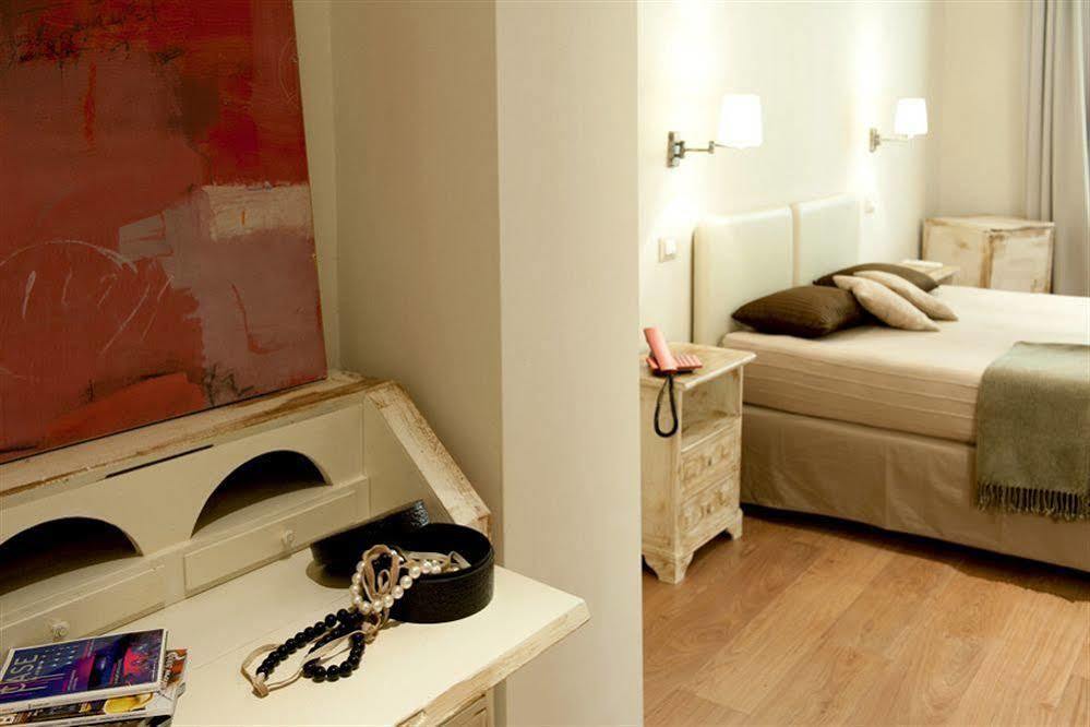 Hotel Touring Livorno Esterno foto