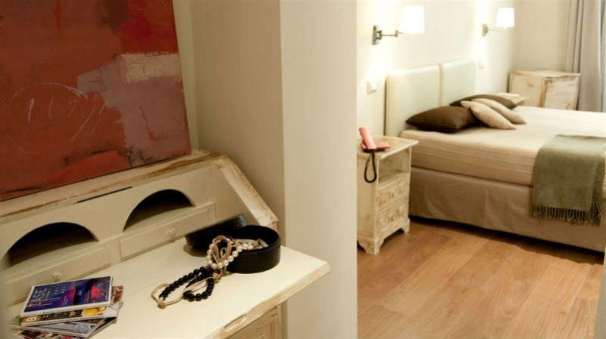 Hotel Touring Livorno Esterno foto
